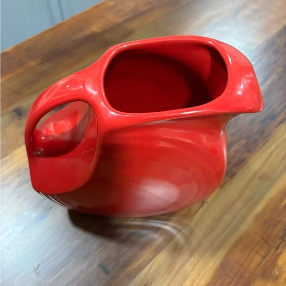 Red Fiesta Ware Vintage Pitcher - Made in the USA - Picture 10 of 10
